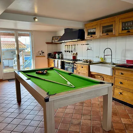 La Maison Bleue - Calme, Jardin, Billard Hébergement de vacances